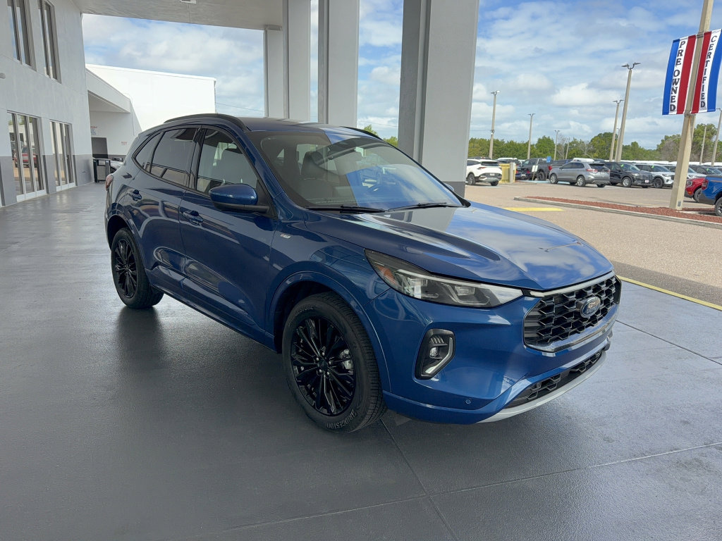 Certified 2023 Ford Escape ST-Line Elite image 4