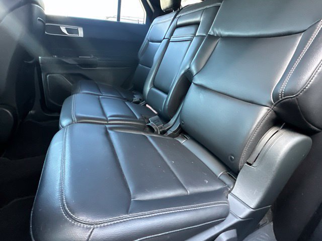 Certified 2020 Ford Explorer XLT w/ Equipment Group 202A RWD image 10