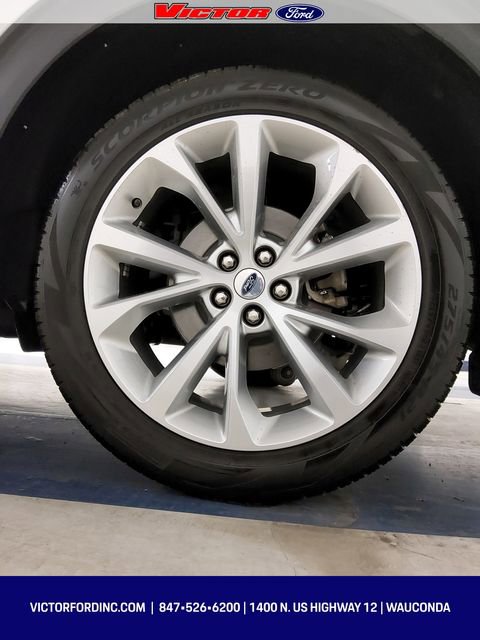 Certified 2022 Ford Explorer Platinum w/ Equipment Group 601A image 8