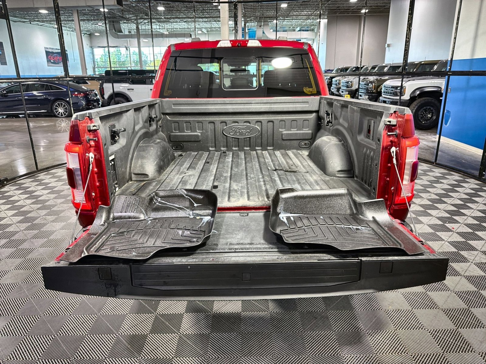 Certified 2021 Ford F150 Platinum w/ Equipment Group 701A High AWD/4WD image 38