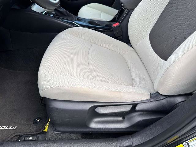 Used 2022 Toyota Corolla LE image 17