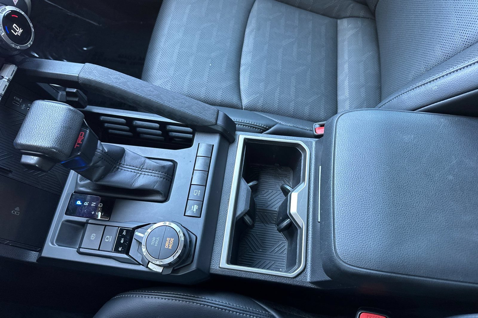 Used 2024 Toyota Tacoma TRD Sport w/ TRD Sport Premium Package AWD/4WD image 32