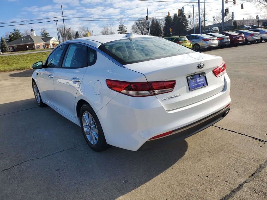 Used 2016 Kia Optima LX image 3