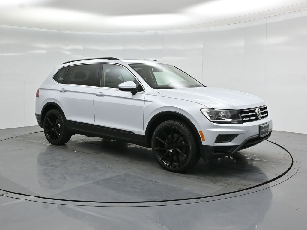 Used 2019 Volkswagen Tiguan SE w/ Panoramic Sunroof Package FWD image 24