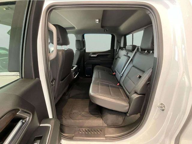 Used 2023 GMC Sierra 1500 SLT w/ SLT Premium Plus Package AWD/4WD image 18