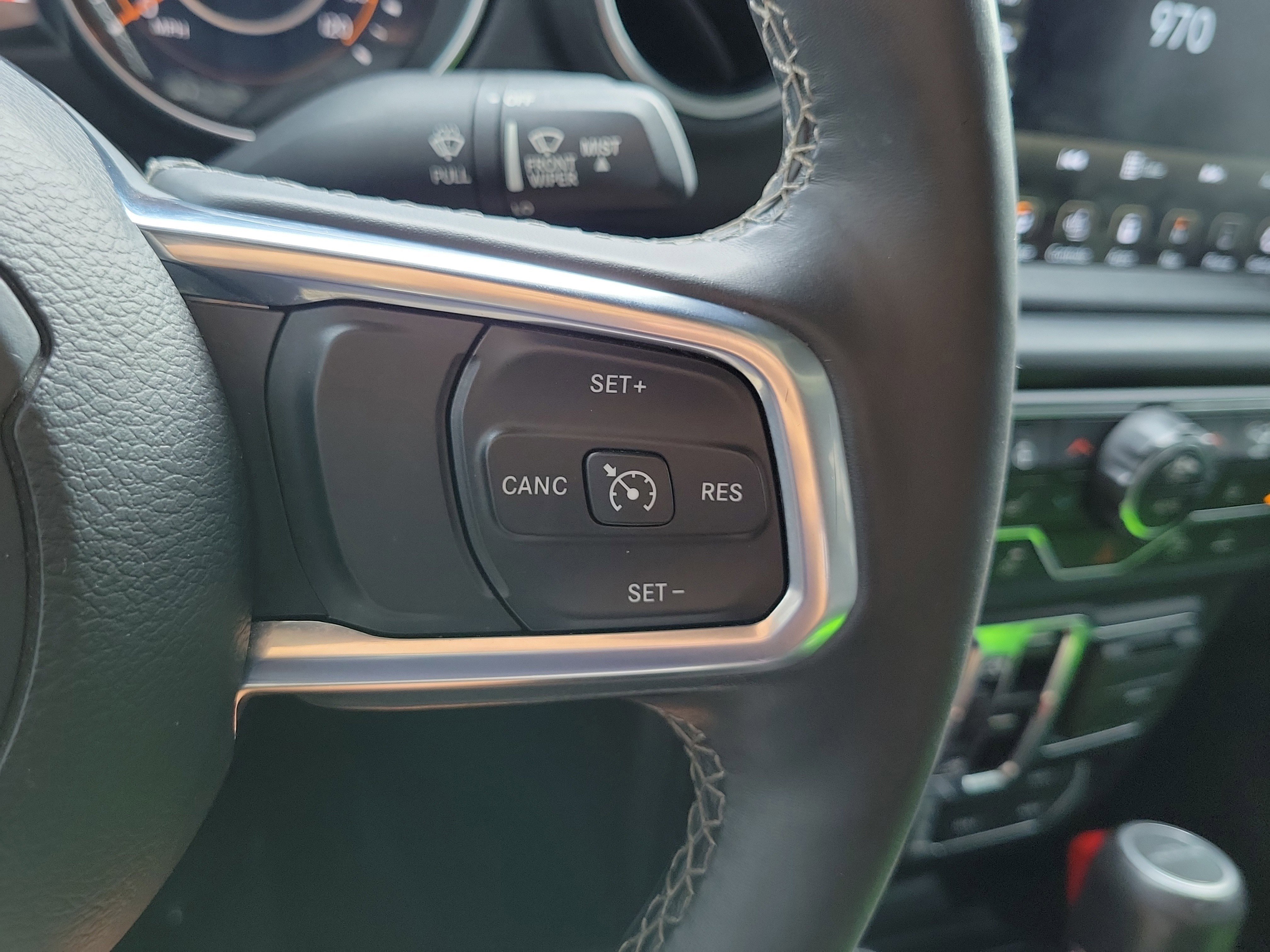 Used 2020 Jeep Gladiator Overland image 24