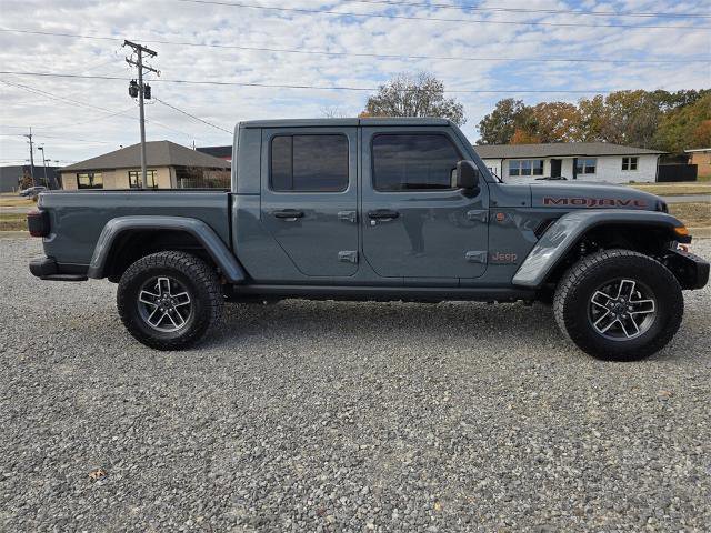 Used 2025 Jeep Gladiator Mojave image 4