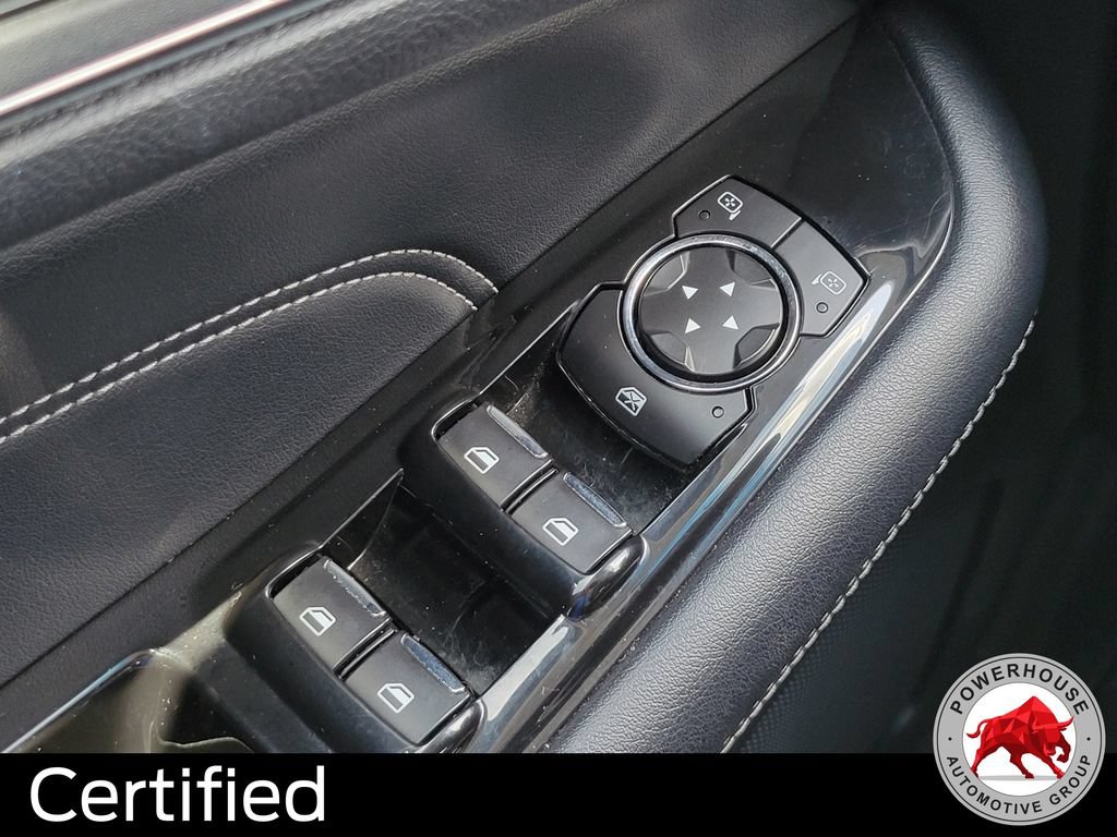 Certified 2018 Ford Edge Titanium FWD image 26