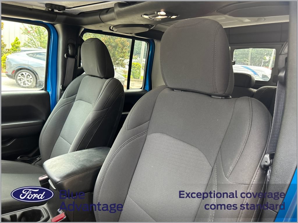Used 2023 Jeep Gladiator Sport AWD/4WD image 11