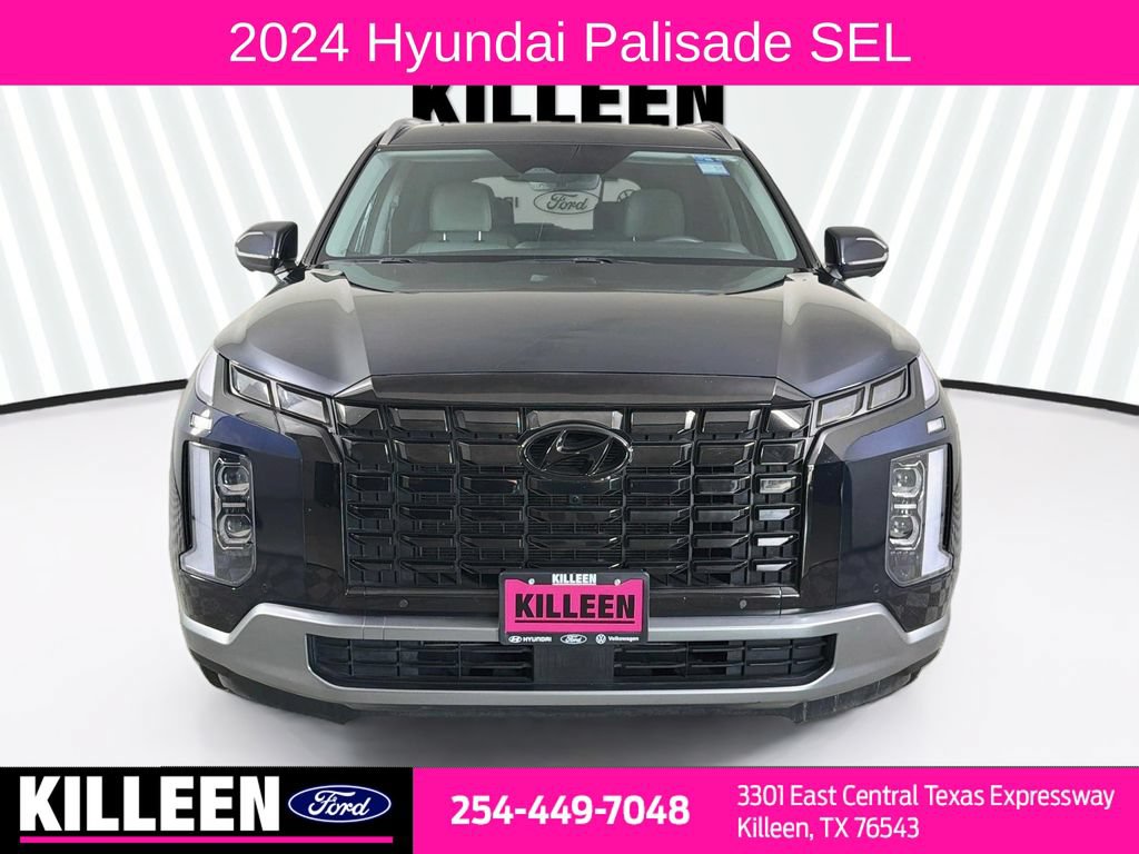 Used 2024 Hyundai Palisade SEL w/ Premium Package FWD image 2