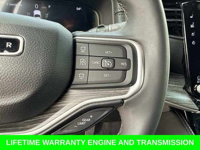 Used 2024 Jeep Wagoneer L Series II w/ Flexible Seating Group RWD image 32
