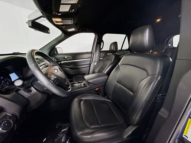 Certified 2019 Ford Explorer XLT w/ Equipment Group 202A image 21