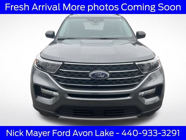 Certified 2023 Ford Explorer XLT w/ Equipment Group 202A AWD/4WD image 3