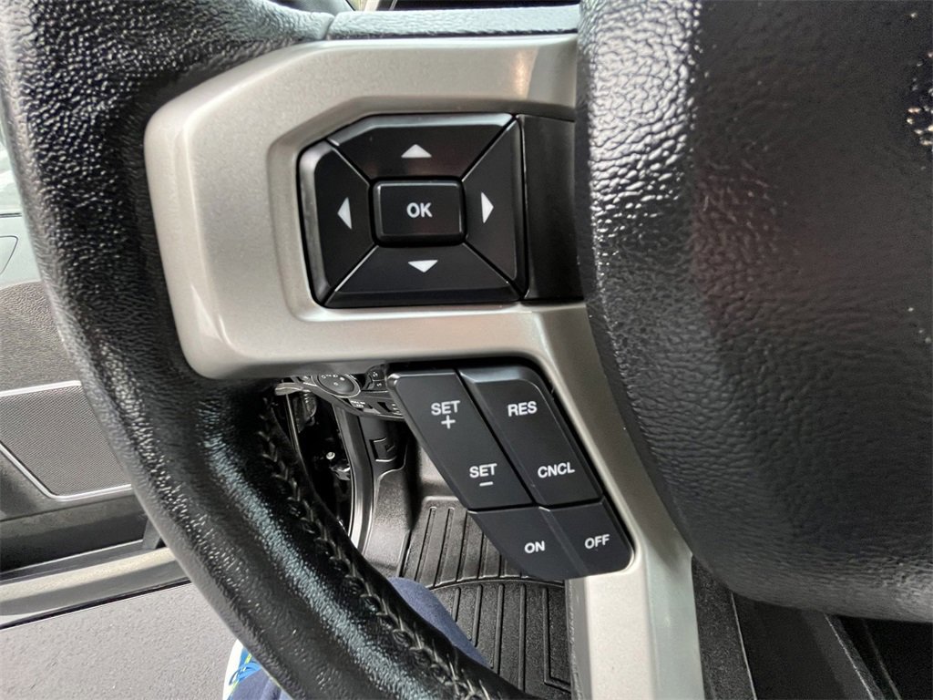 Certified 2020 Ford F150 Lariat w/ Equipment Group 502A Luxury image 17