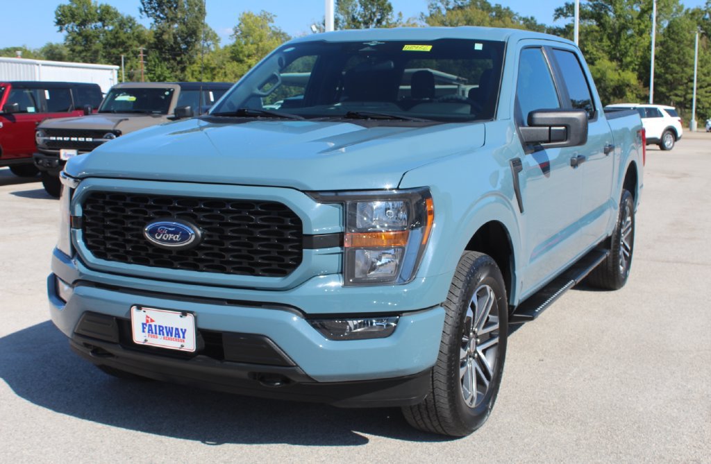 Certified 2023 Ford F150 XL w/ STX Appearance Package AWD/4WD image 4