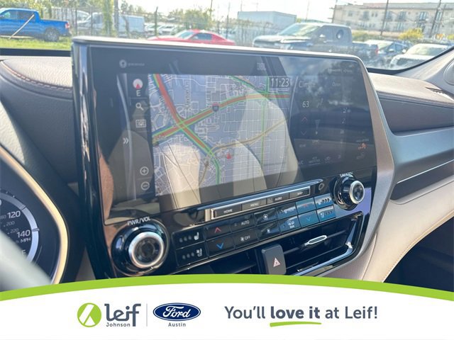 Used 2021 Toyota Highlander Limited image 25