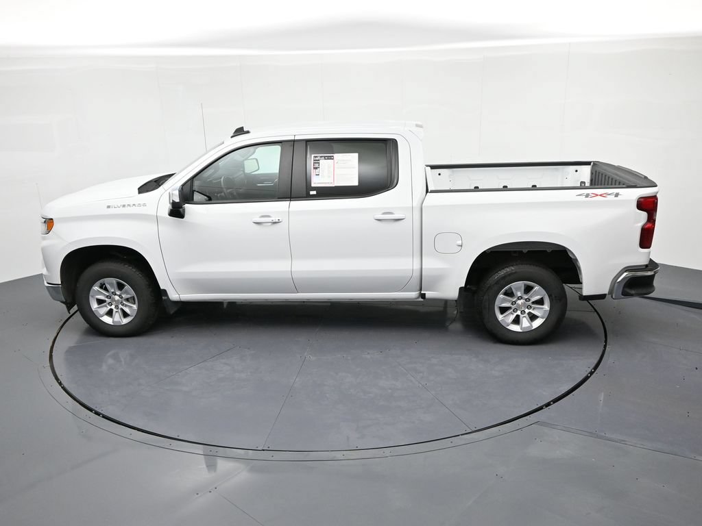 Used 2025 Chevrolet Silverado 1500 LT AWD/4WD image 19