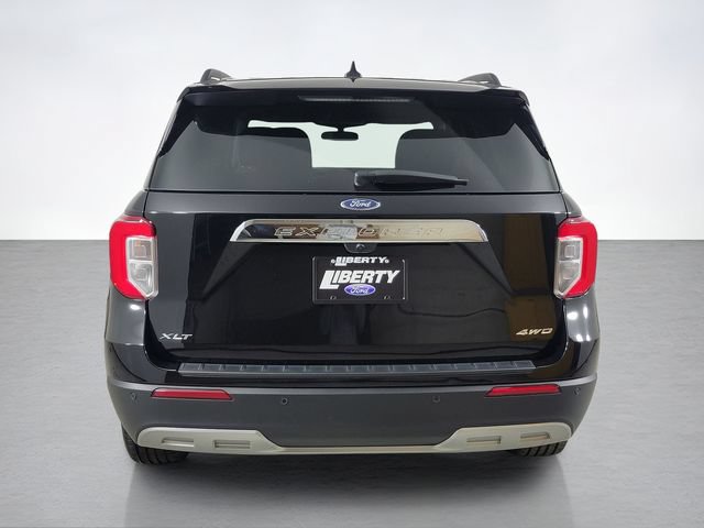 Certified 2023 Ford Explorer XLT w/ Equipment Group 202A AWD/4WD image 4