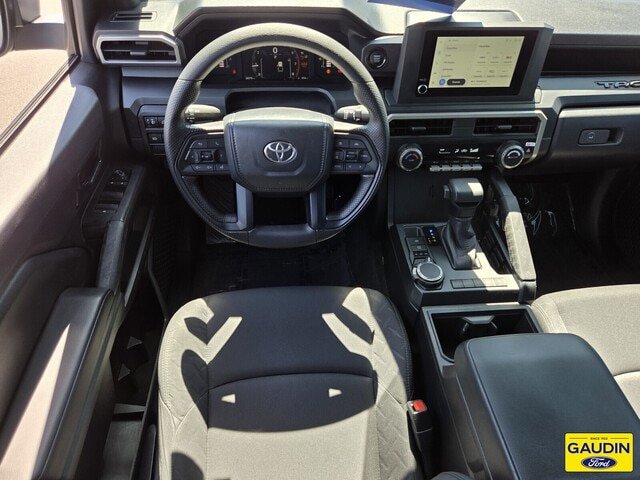 Used 2024 Toyota Tacoma SR w/ SR Upgrade Package AWD/4WD image 13