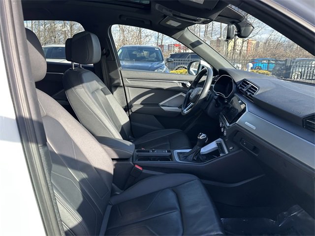 Used 2024 Audi Q3 2.0T Premium image 33