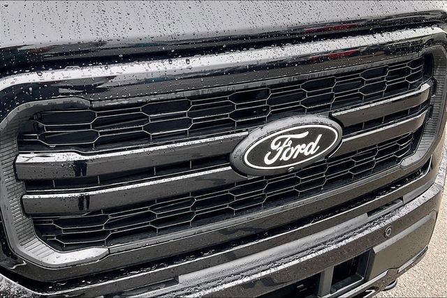 Certified 2025 Ford F150 Lariat w/ Equipment Group 501A Mid image 28