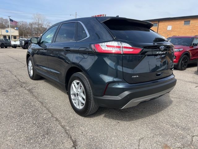 Certified 2024 Ford Edge SEL w/ Convenience Package image 4