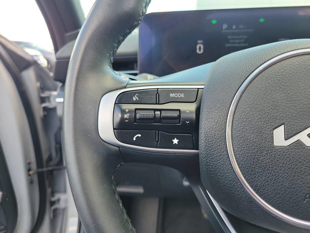 Used 2025 Kia K5 GT-Line w/ GT-Line Premium Package FWD image 25