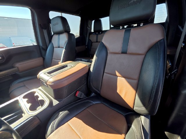 Used 2019 Chevrolet Silverado 1500 High Country AWD/4WD image 27