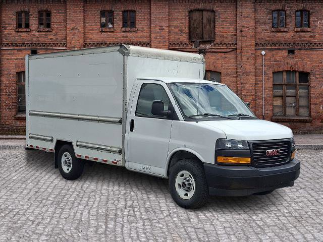 Used 2021 GMC Savana 3500 w/ Power Convenience Package RWD image 3