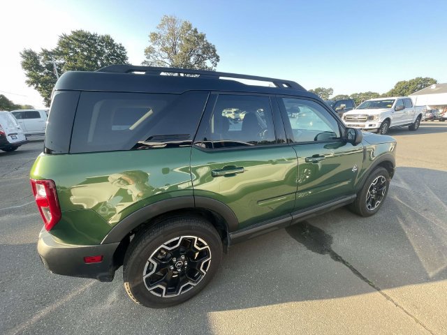 Certified 2025 Ford Bronco Sport Outer Banks w/ Outer Banks Tech Package+ AWD/4WD image 8