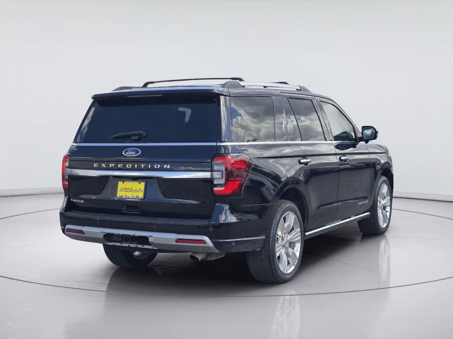 Certified 2024 Ford Expedition Platinum AWD/4WD image 6