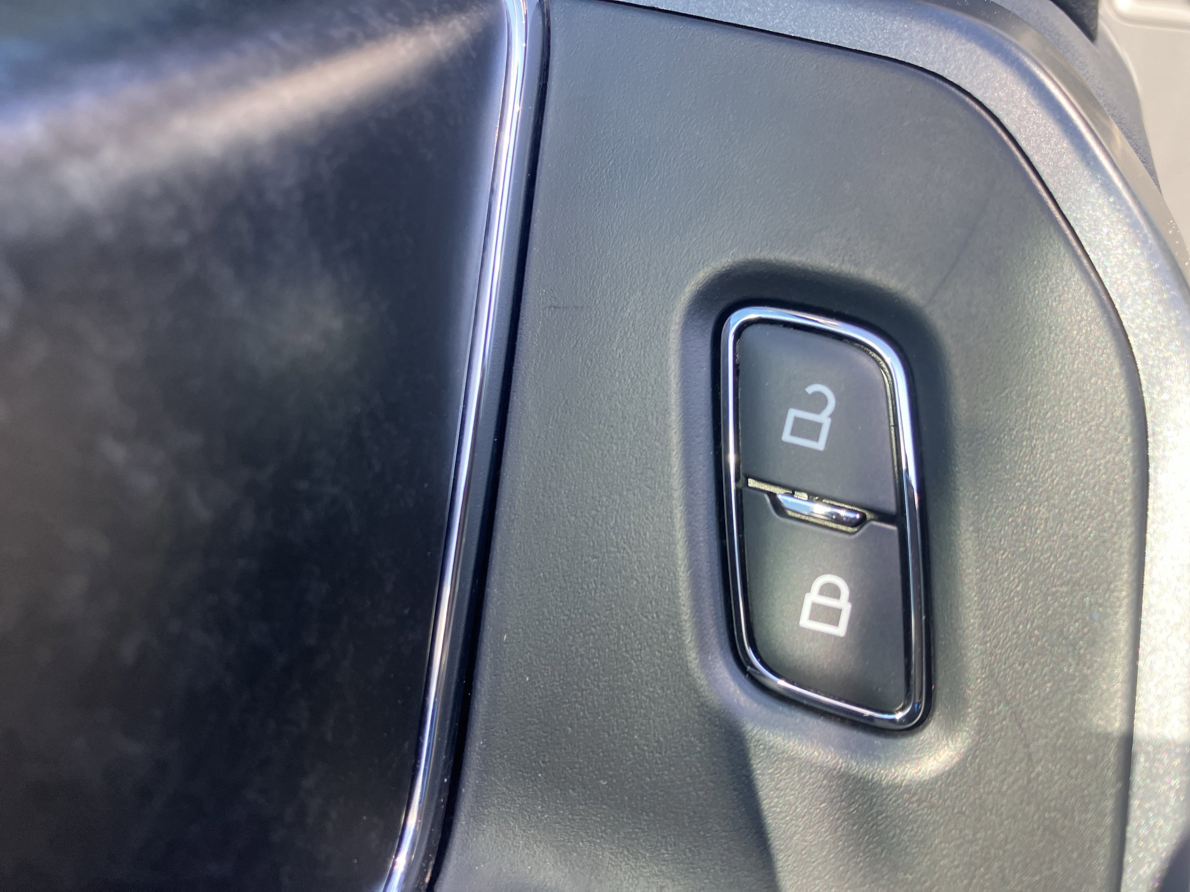 Certified 2021 Ford F150 XLT w/ Equipment Group 302A High image 18