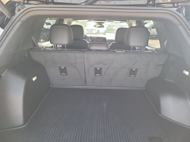Used 2026 Chevrolet Equinox RS w/ LPO, Floor Liner Package AWD/4WD image 26