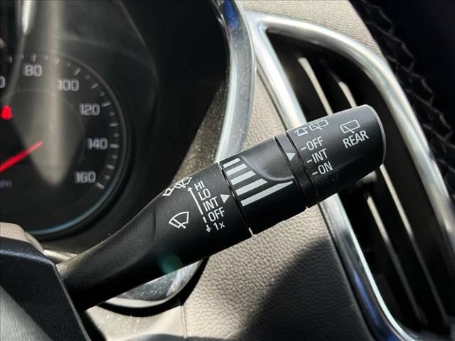 Used 2023 Chevrolet Equinox LT FWD image 22