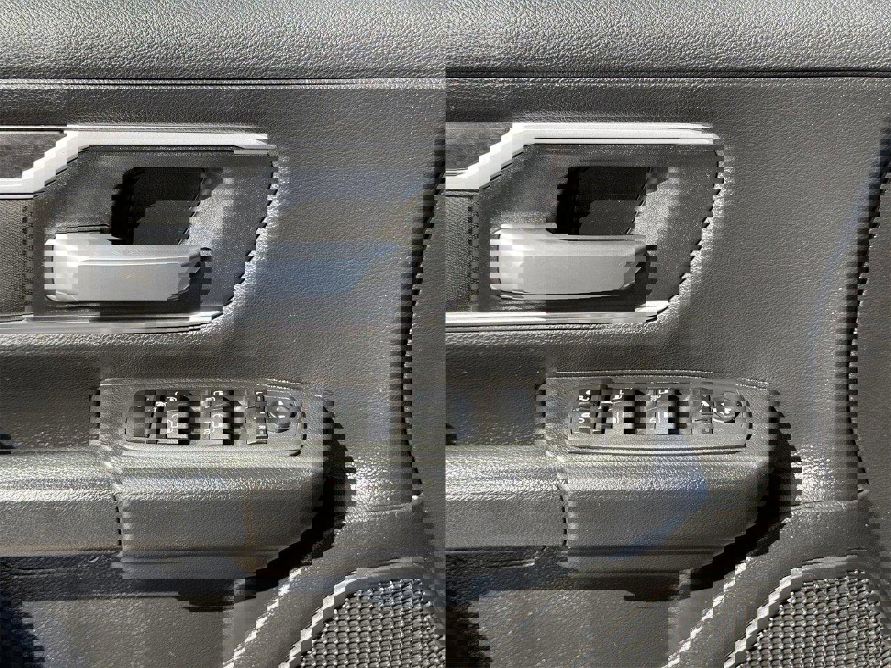 Used 2023 RAM 1500 Big Horn image 24