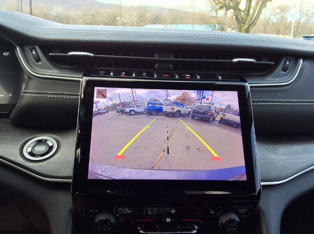 Used 2022 Jeep Grand Cherokee L Limited image 38