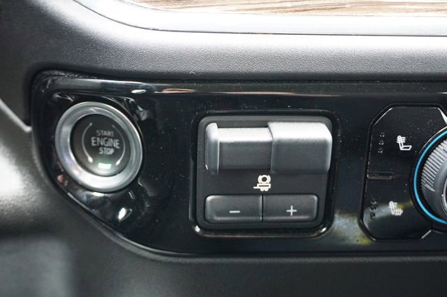 Used 2023 Chevrolet Silverado 1500 RST image 15