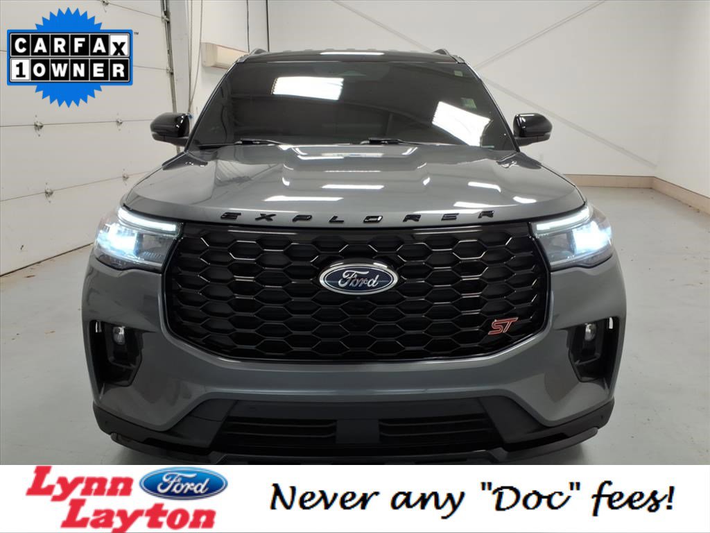 Certified 2025 Ford Explorer ST image 8