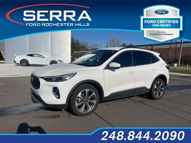 Certified 2023 Ford Escape Platinum AWD/4WD image 1