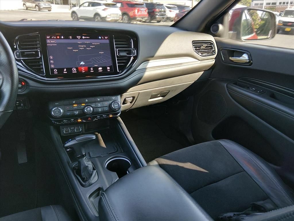 Used 2022 Dodge Durango GT AWD/4WD image 12