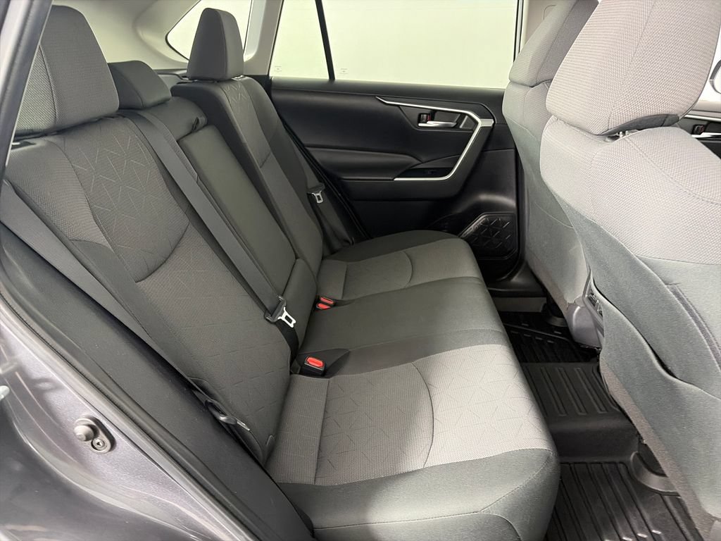 Used 2024 Toyota RAV4 XLE AWD/4WD image 26