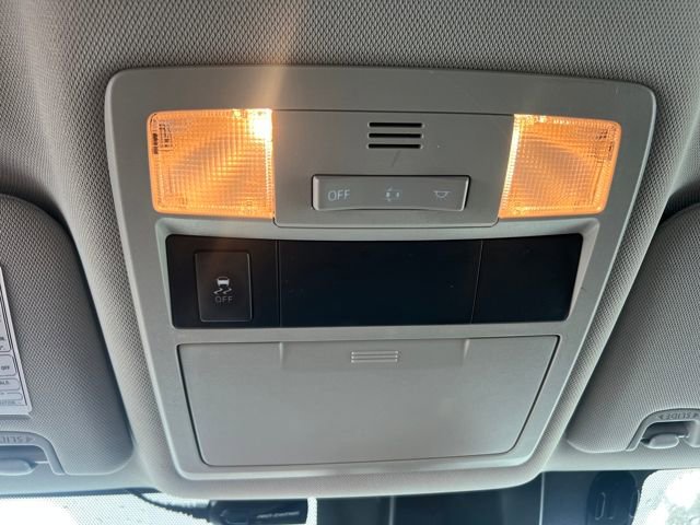 Used 2018 Toyota Tacoma SR5 image 32