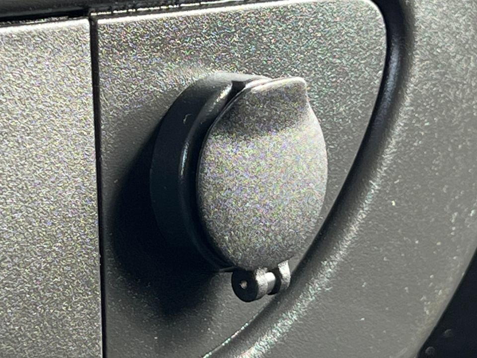 Used 2024 Chevrolet Express 2500 Work Van w/ Driver Convenience Package image 29