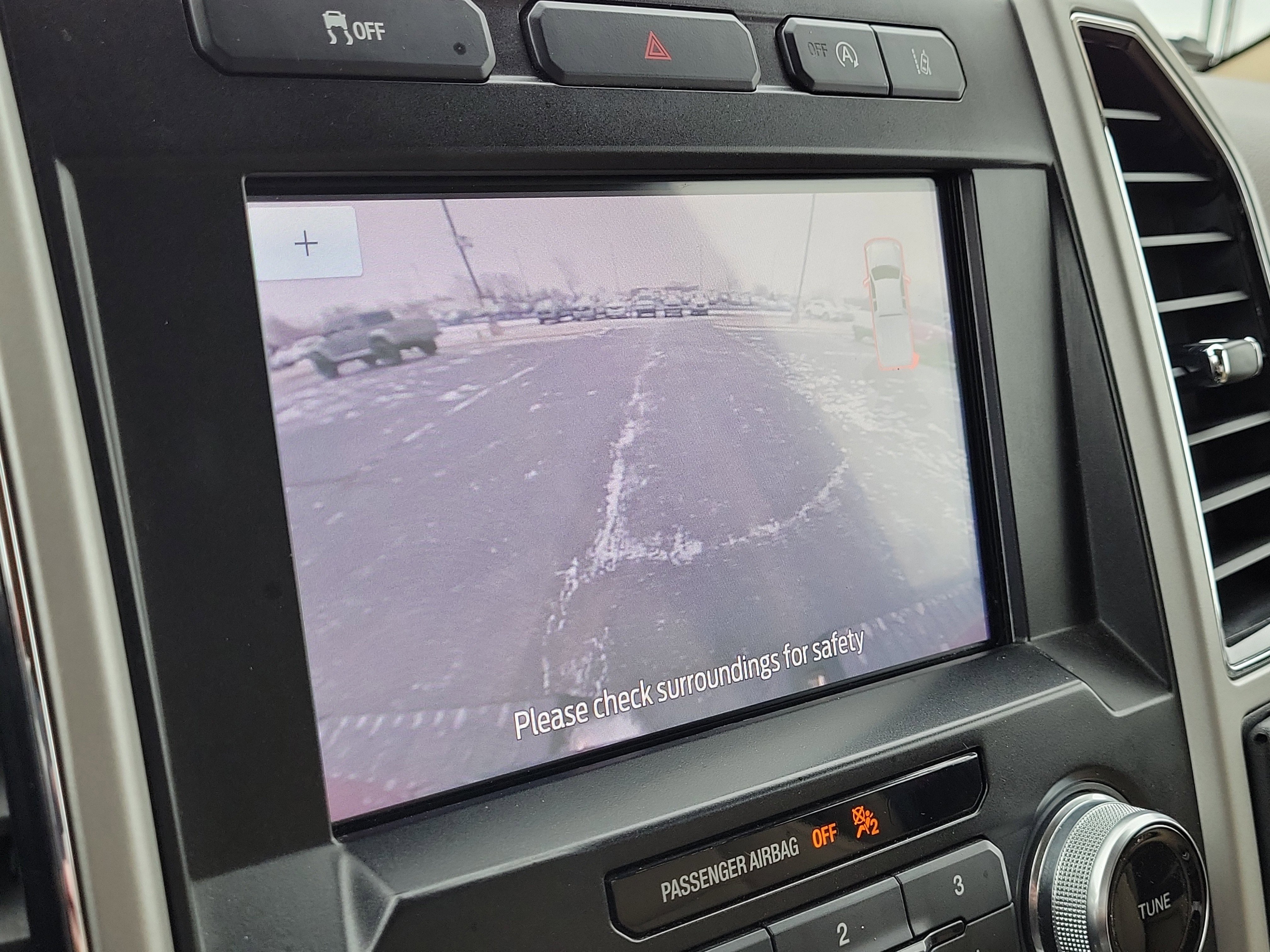 Certified 2020 Ford F150 Lariat w/ Equipment Group 502A Luxury image 26