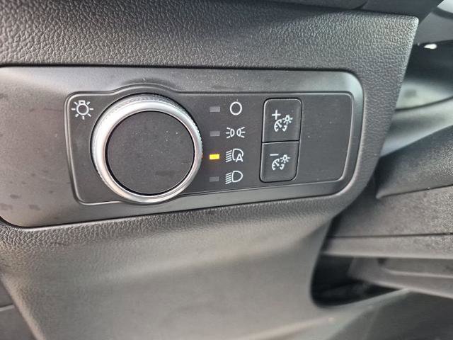 Certified 2020 Ford Escape SE image 18