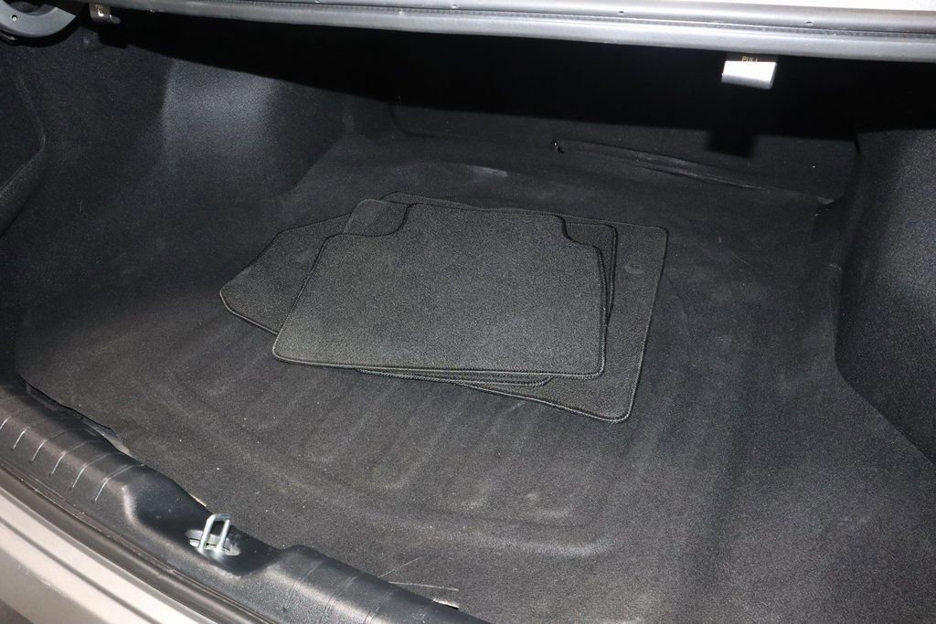 Used 2025 Kia K4 LXS image 15