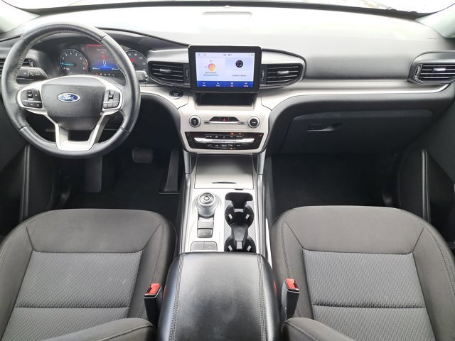 Certified 2022 Ford Explorer XLT image 17