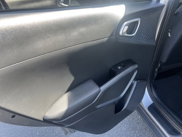 Used 2025 Kia Soul EX FWD image 14