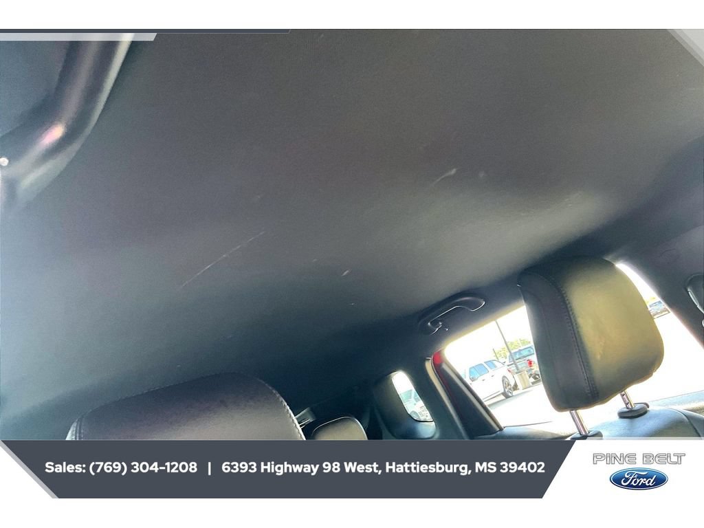 Used 2022 Jeep Compass Limited AWD/4WD image 16
