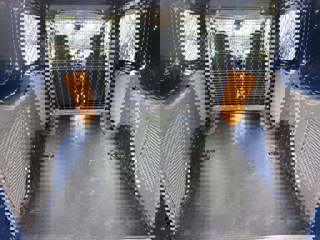 Certified 2020 Ford Transit Connect XL image 16